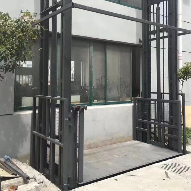 桑珠孜5吨室外升降货梯